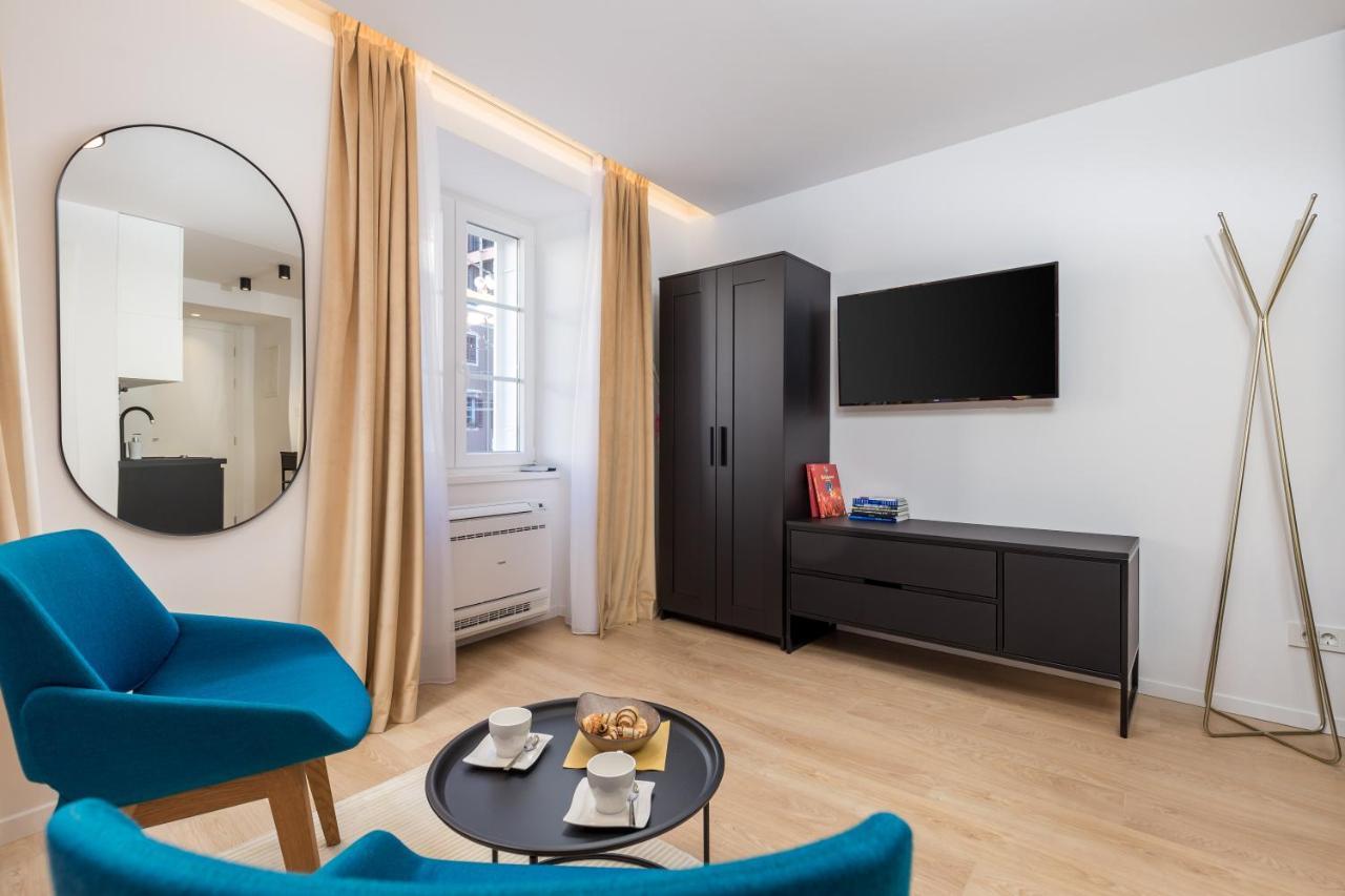 Sweet Nest Korzo Apartment ริเยกา ภายนอก รูปภาพ