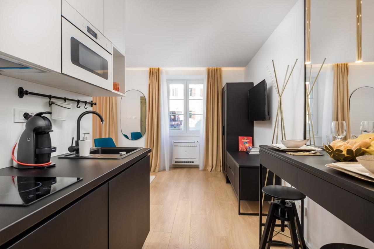 Sweet Nest Korzo Apartment ริเยกา ภายนอก รูปภาพ